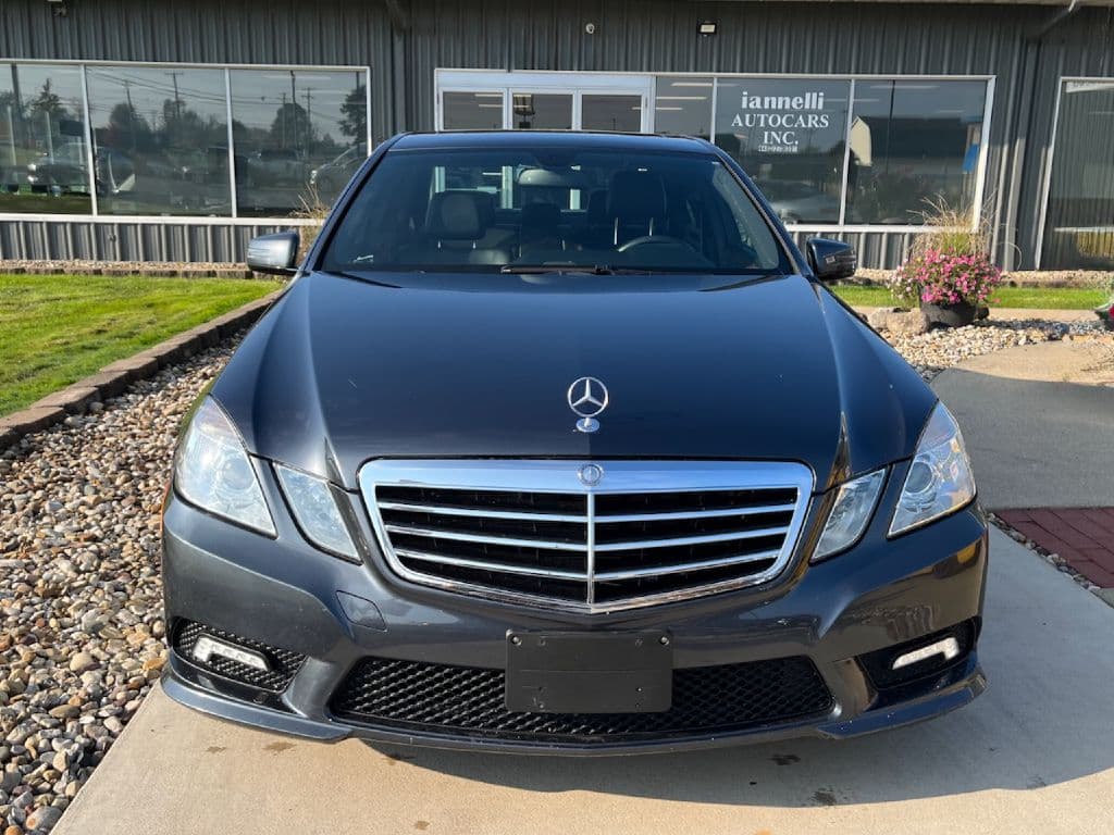 2011 Mercedes-Benz E-Class E 350 Luxury 4MATIC - Image 5