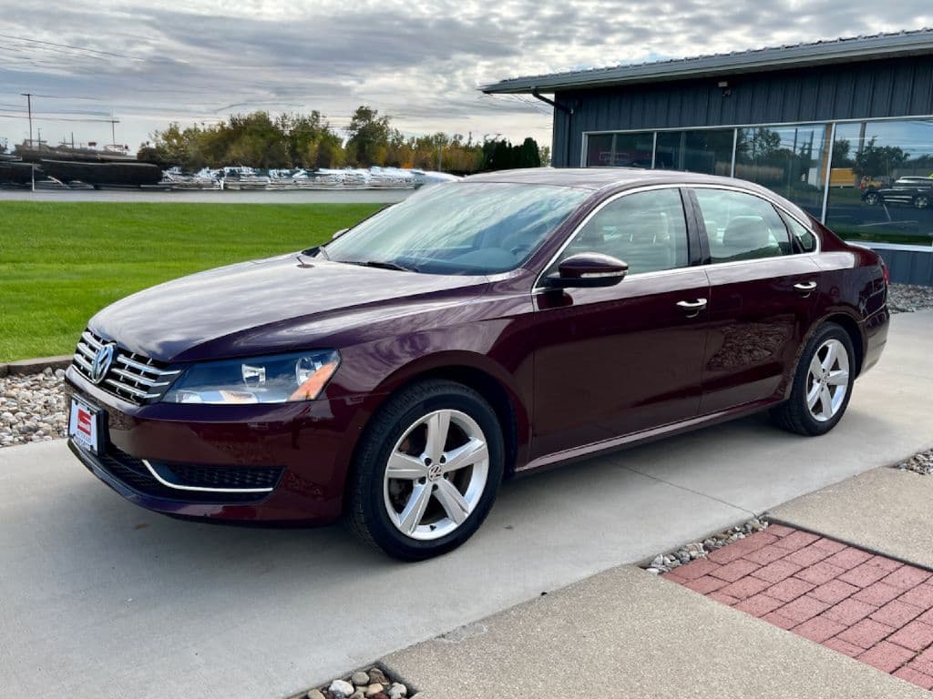 Photo 1 of 2012 Volkswagen Passat TDI SE