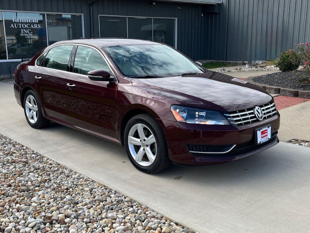 Photo 5 of 2012 Volkswagen Passat TDI SE