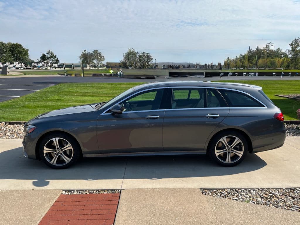 Photo 1 of 2018 Mercedes-Benz E-Class E 400 4MATIC