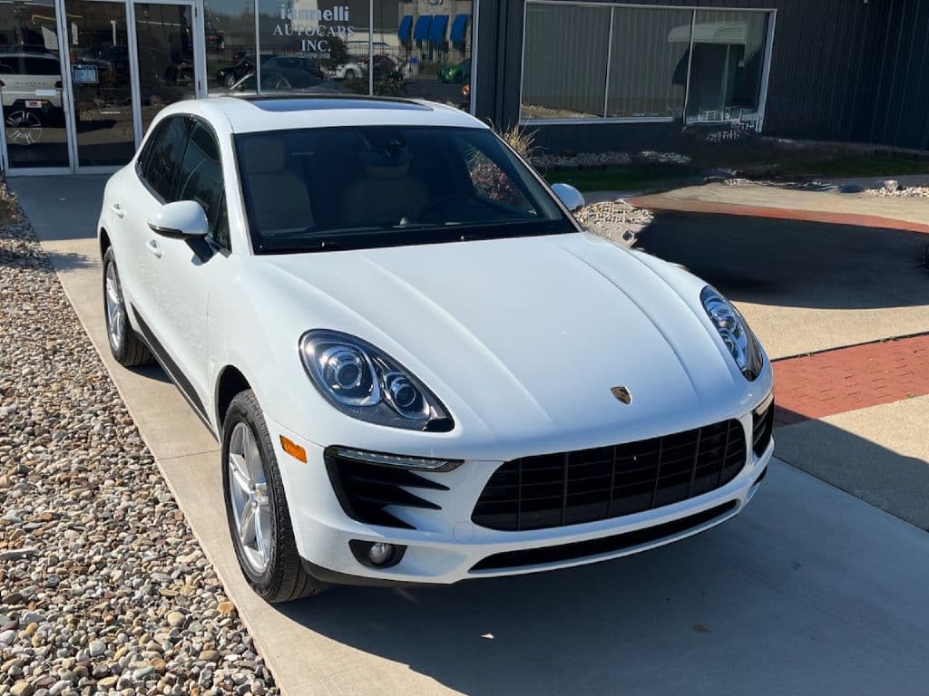 2018 Porsche Macan Base - Image 5